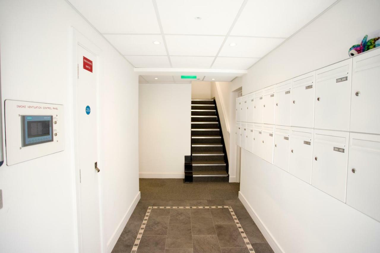 8 Compass Point Apartment บอร์นมัธ ภายนอก รูปภาพ