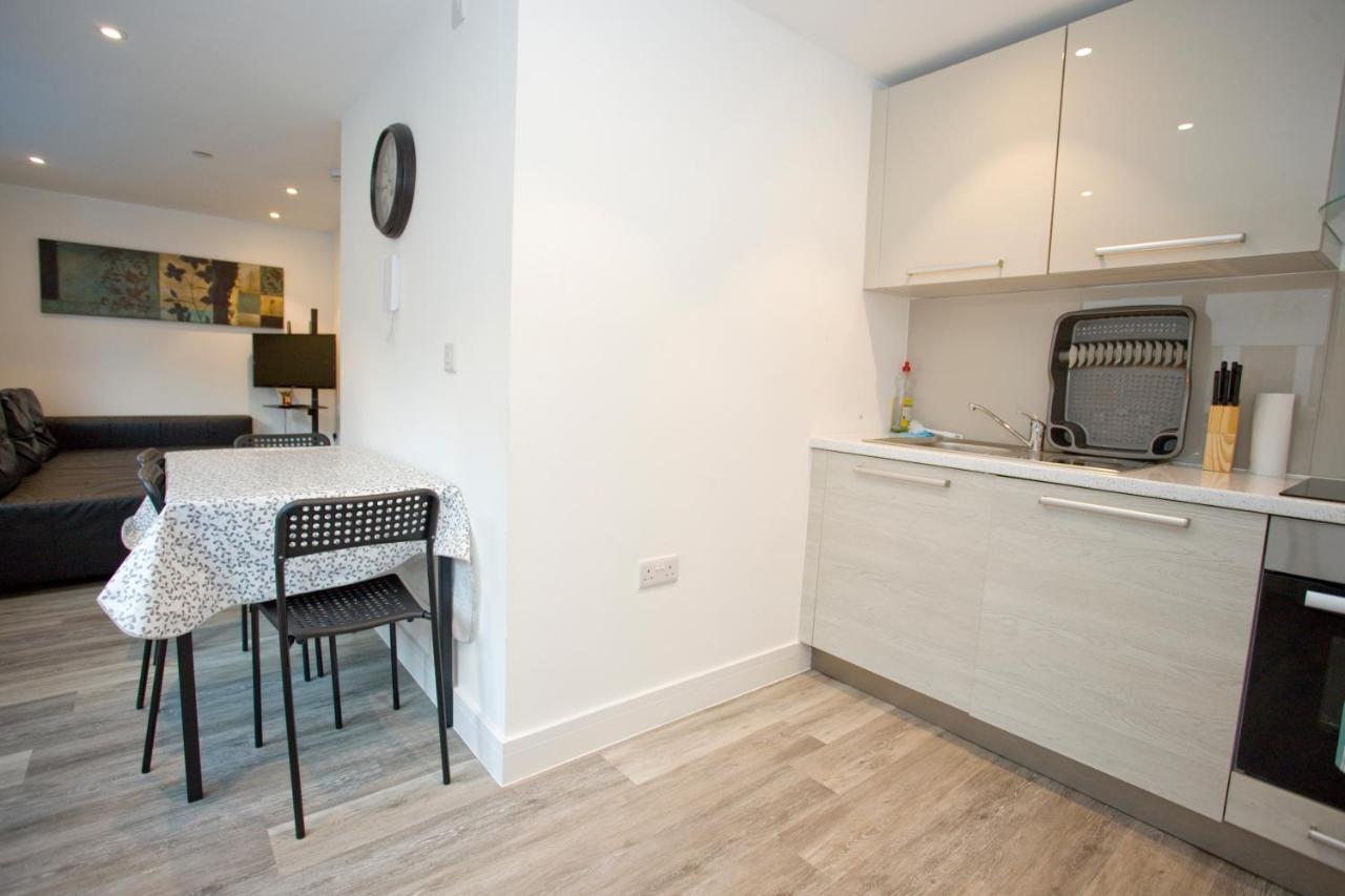8 Compass Point Apartment บอร์นมัธ ภายนอก รูปภาพ