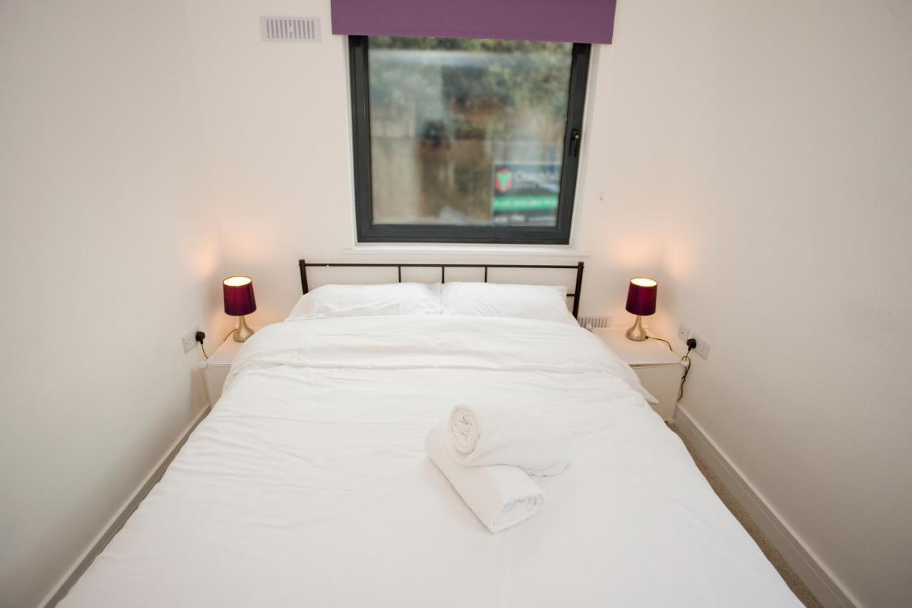 8 Compass Point Apartment บอร์นมัธ ภายนอก รูปภาพ