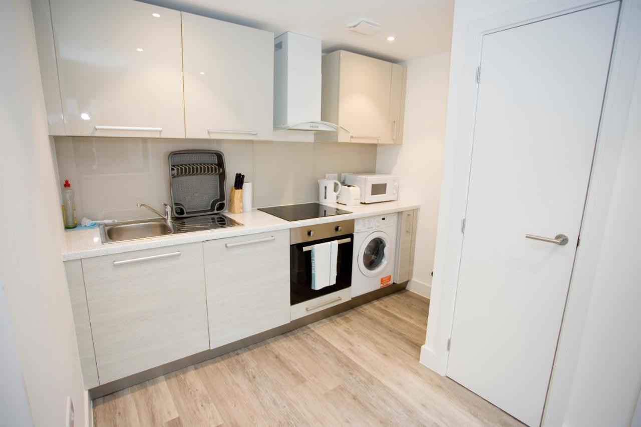 8 Compass Point Apartment บอร์นมัธ ภายนอก รูปภาพ