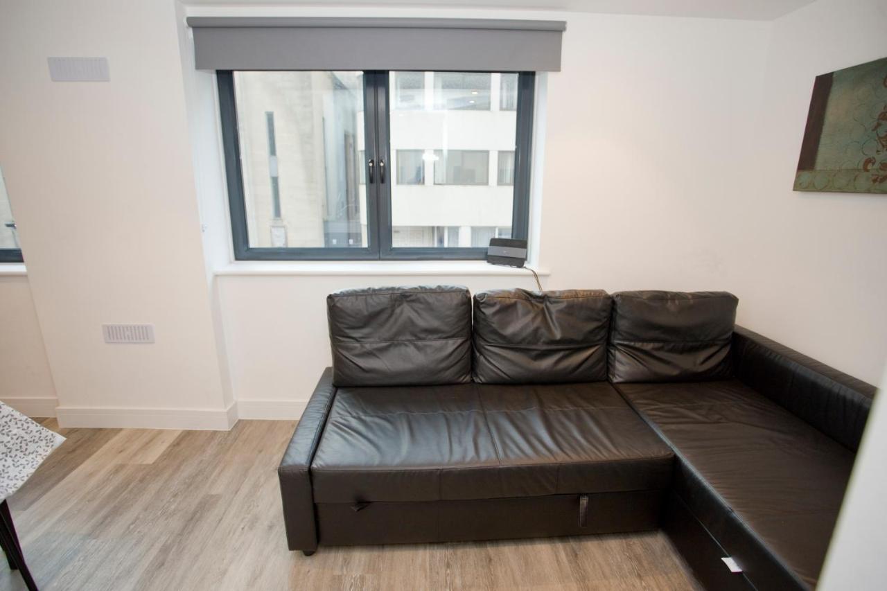 8 Compass Point Apartment บอร์นมัธ ภายนอก รูปภาพ